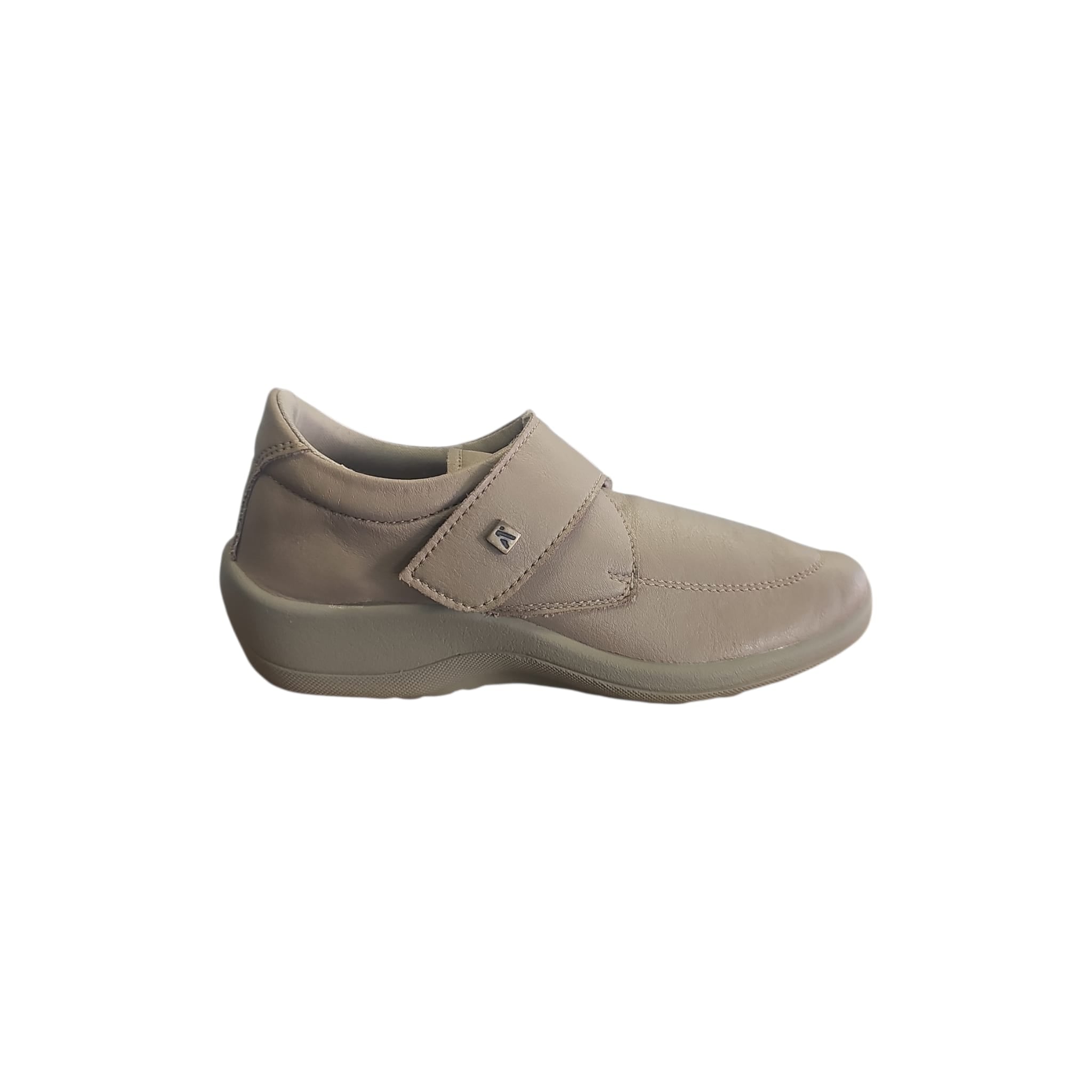 Scarpa Con Strappo Arcopedico REPOVESI beige