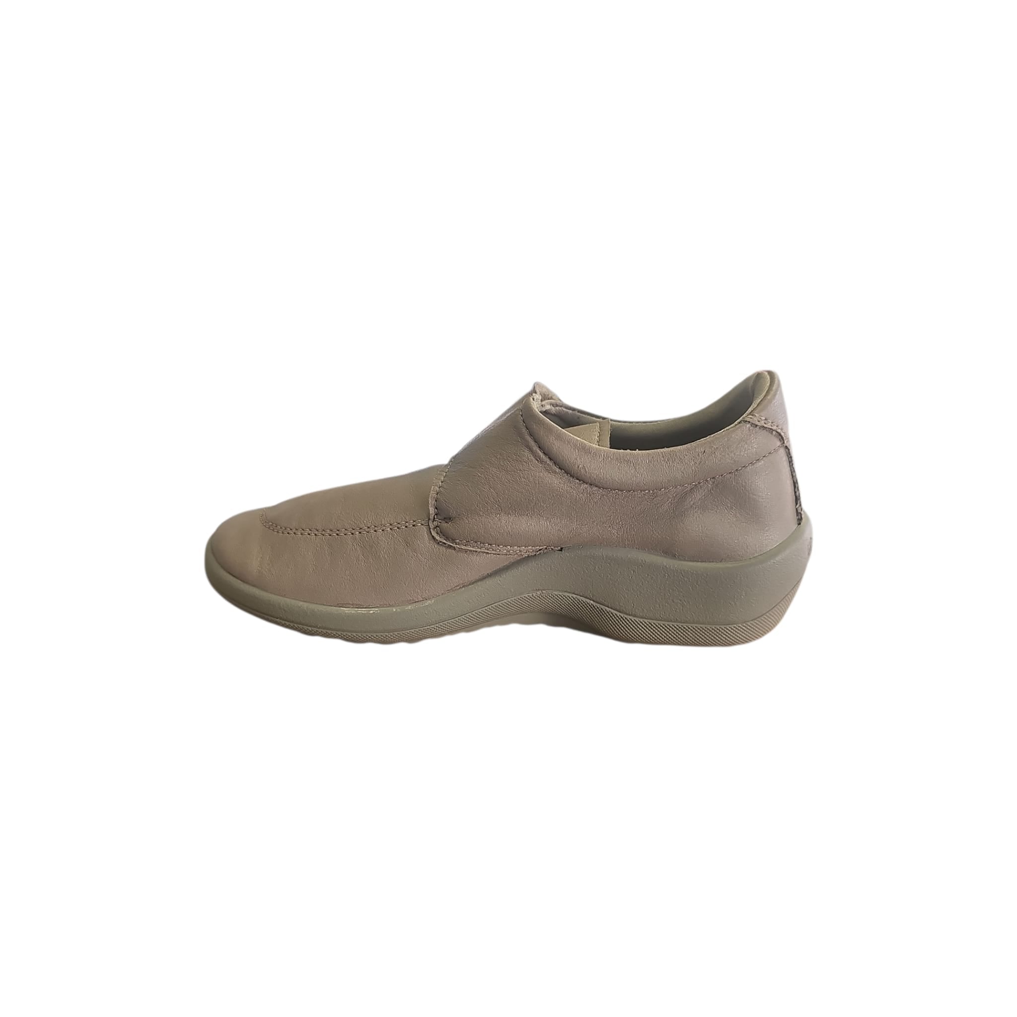 Scarpa Con Strappo Arcopedico REPOVESI beige