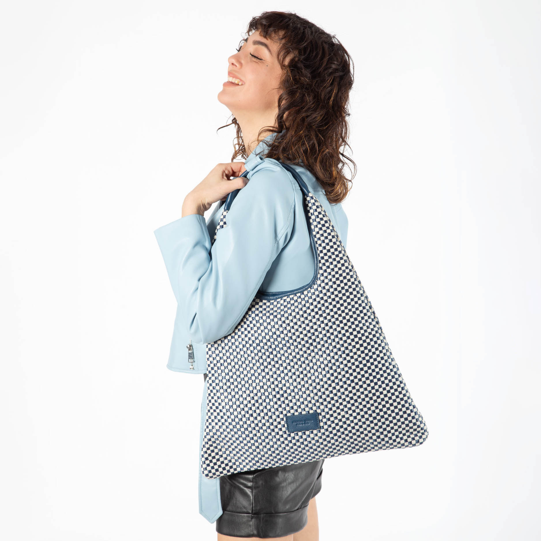 Sacca a Spalla in Tessuto Intrecciato T26700 – Pelletteria Veneta